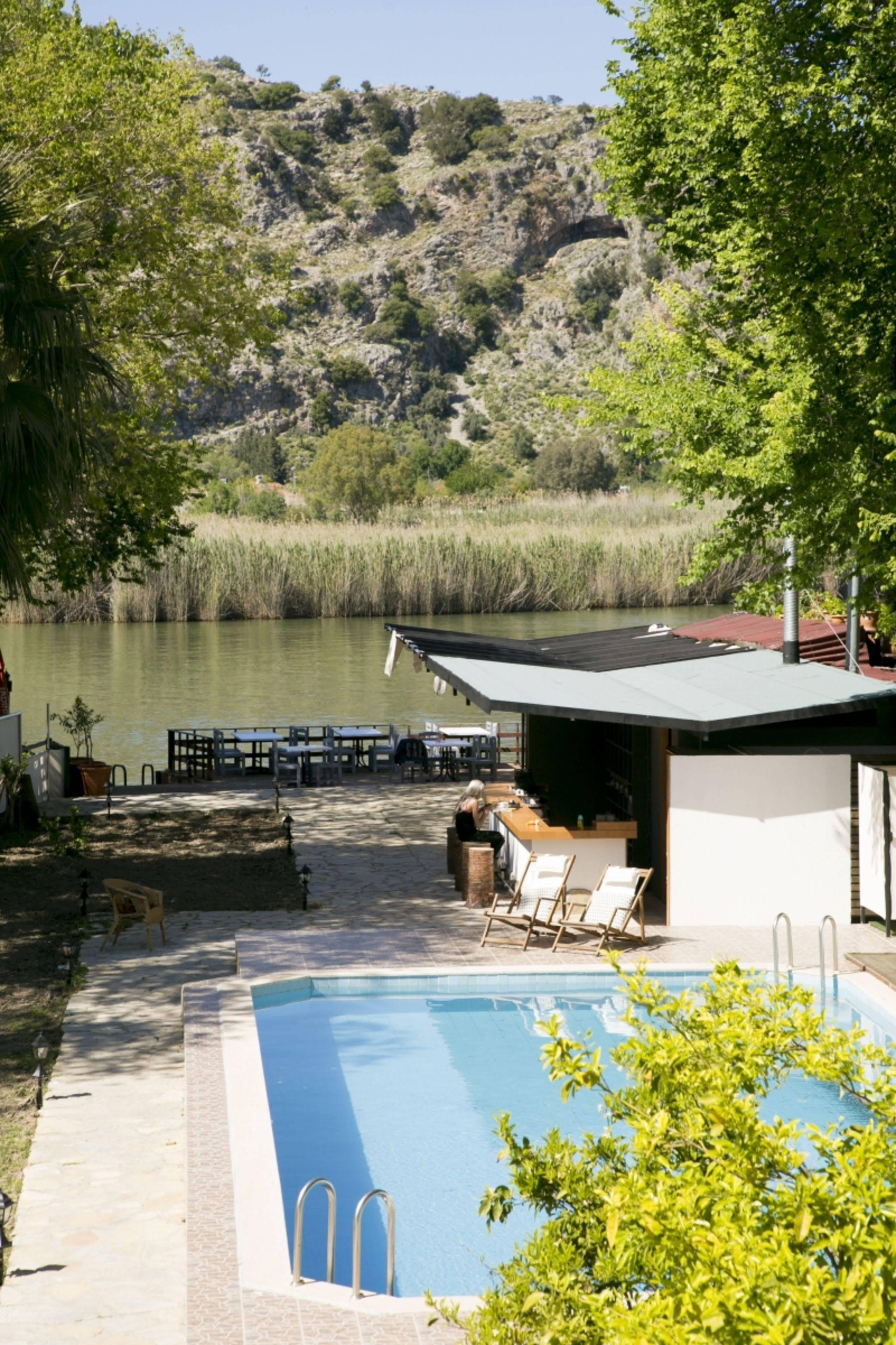 Holiday Hotel Dalyan Exterior foto